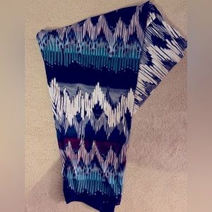 GUC Fractal 9 Yoga Capris Size 4X